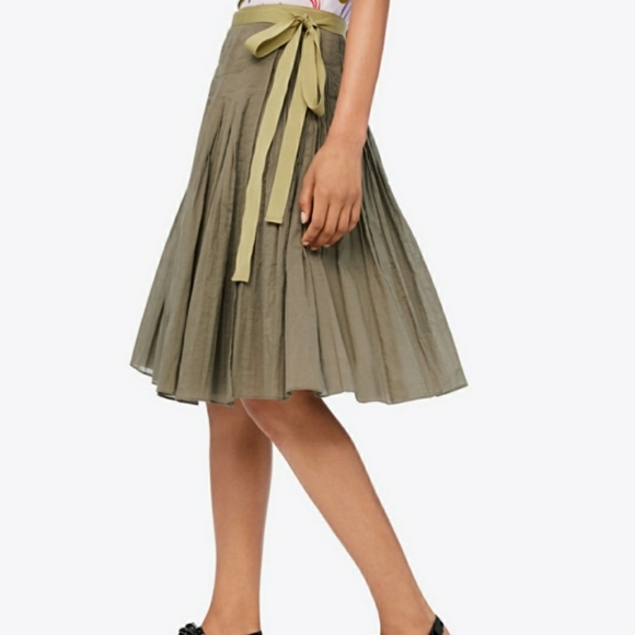 Tory Burch Dresses & Skirts - Tory Burch Pleated Cotton Wrap Skirt Size 8 Light Agave Green